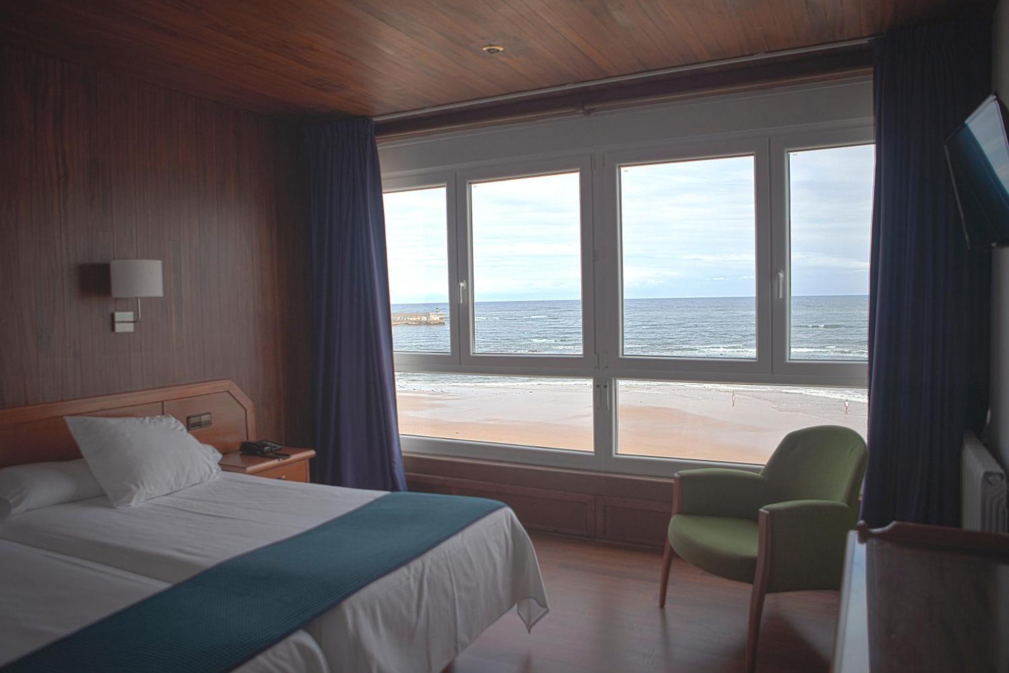 Hotel Josein Comillas Luaran gambar