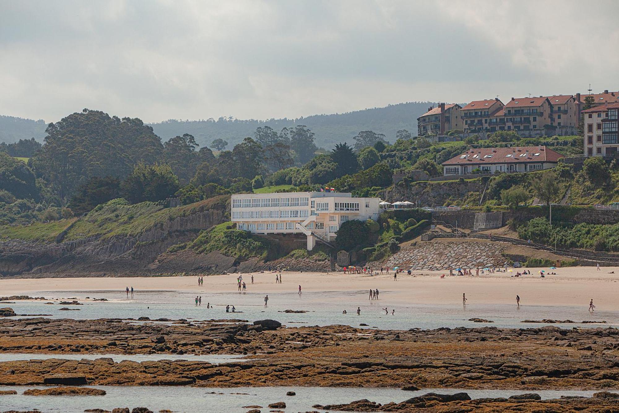 Hotel Josein Comillas Luaran gambar