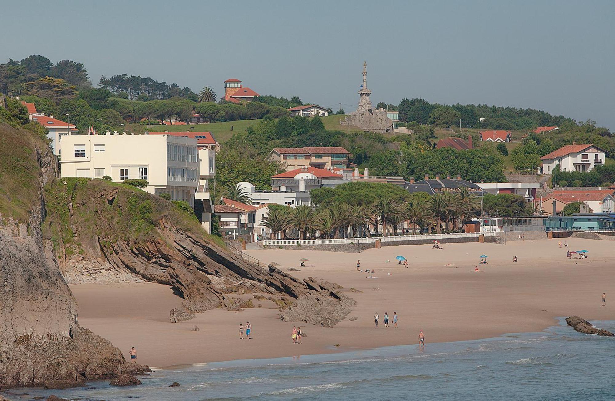 Hotel Josein Comillas Luaran gambar