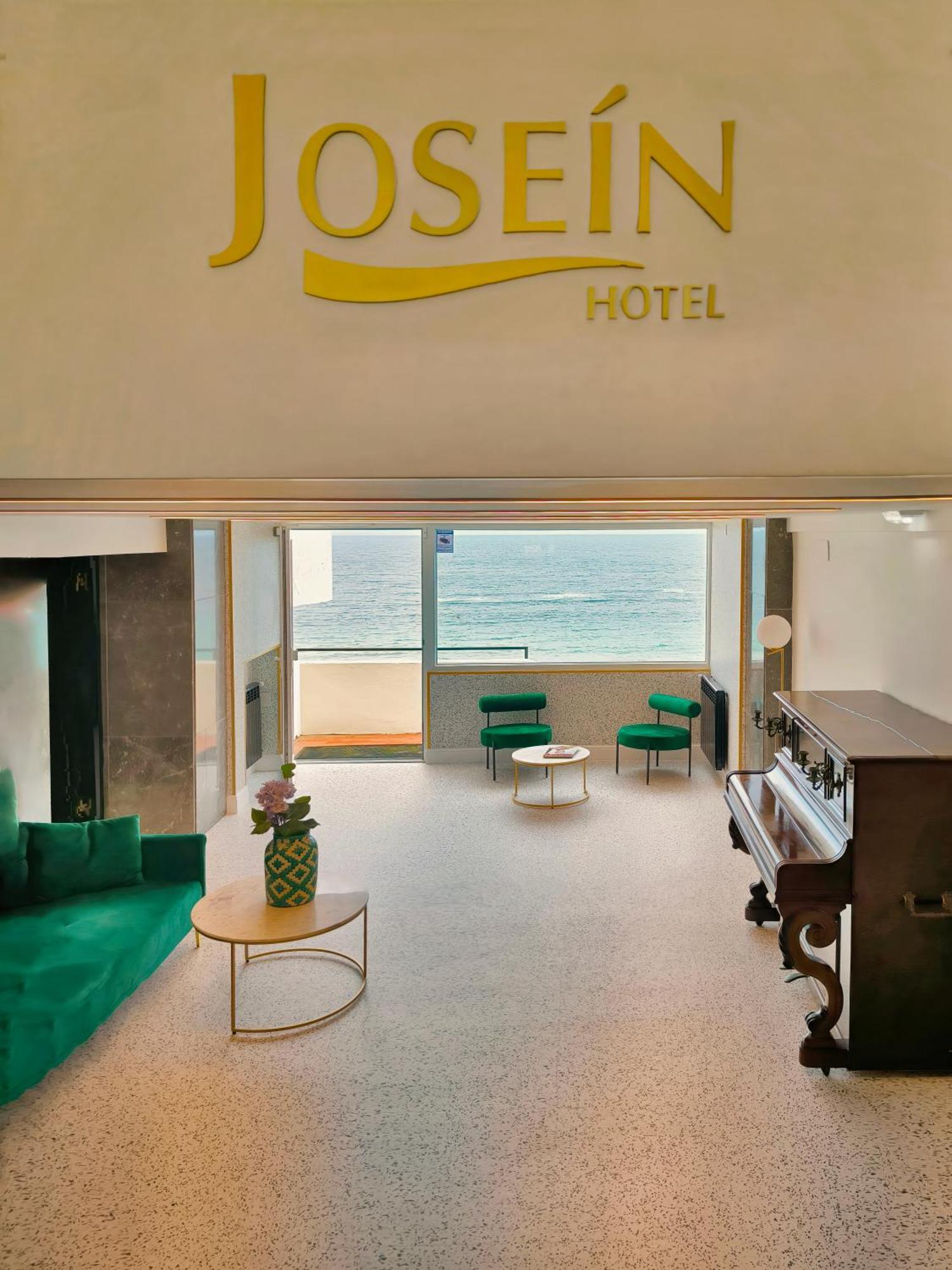 Hotel Josein Comillas Luaran gambar