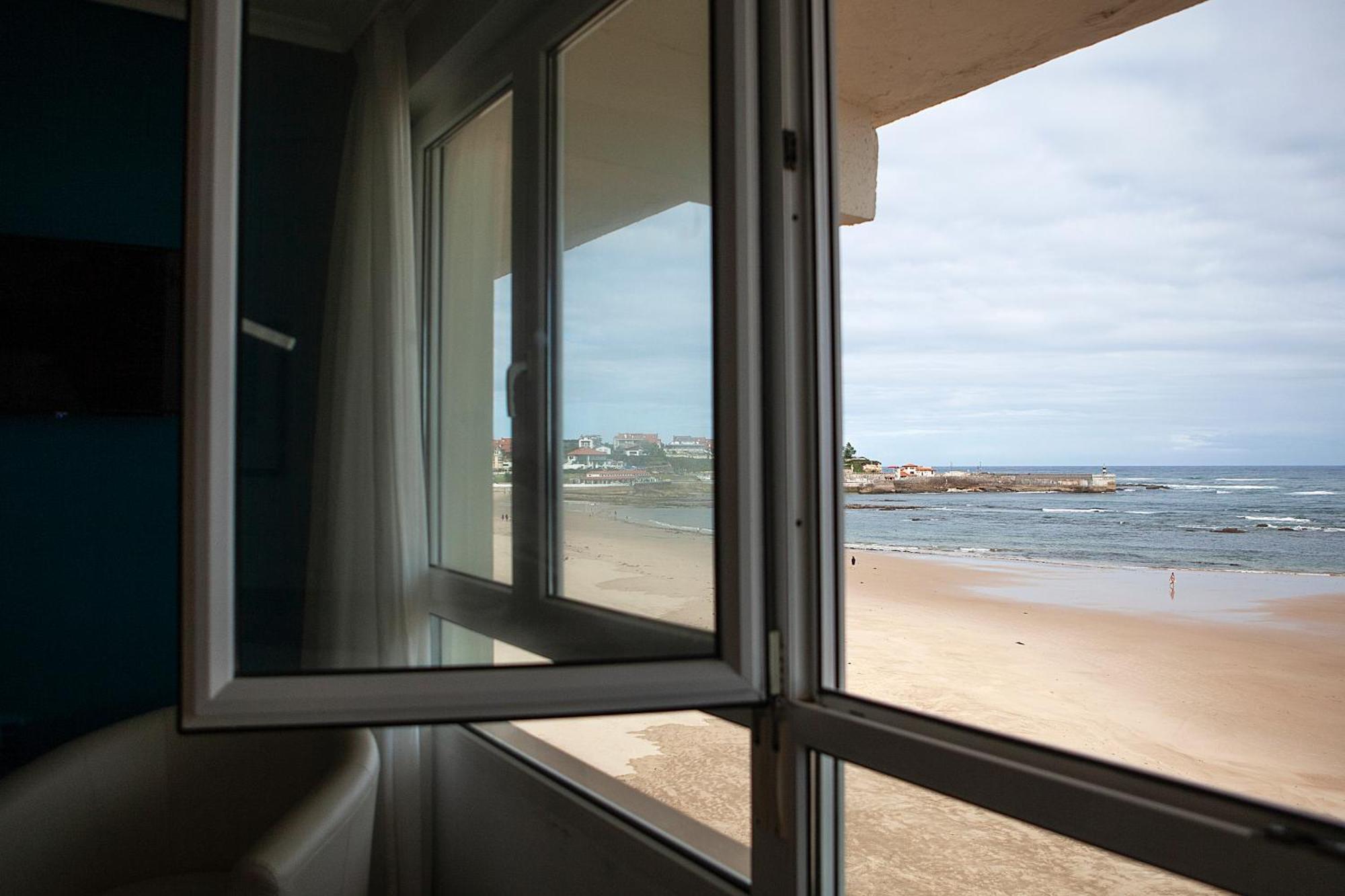 Hotel Josein Comillas Luaran gambar